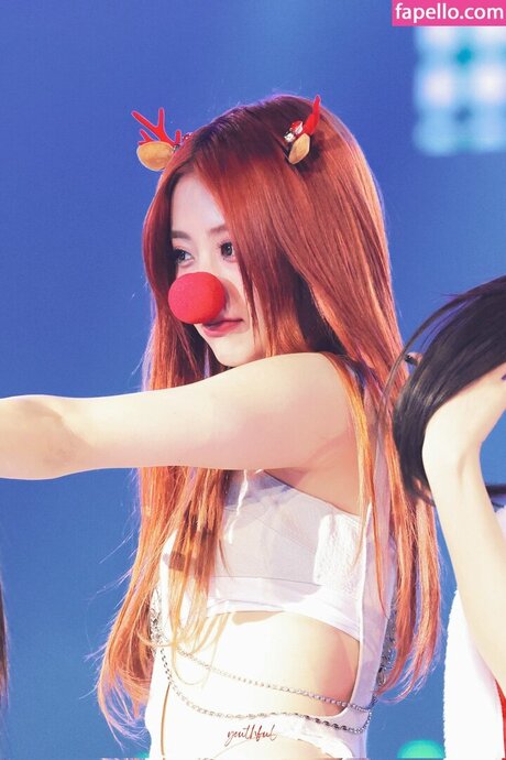 Huh Yunjin_ actrice parfaite archive