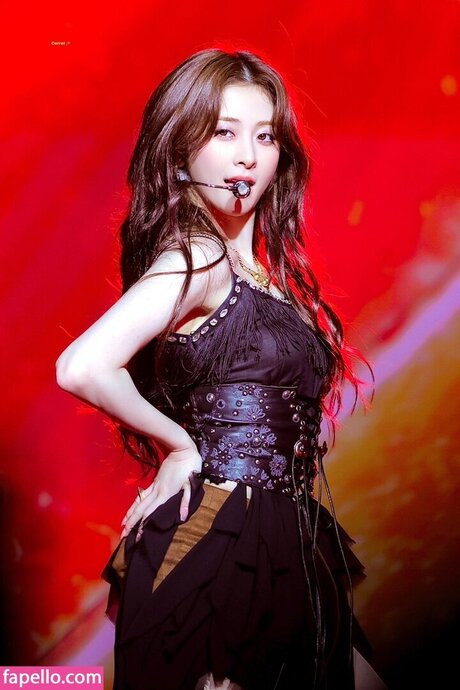 Huh Yunjin_ star best picture