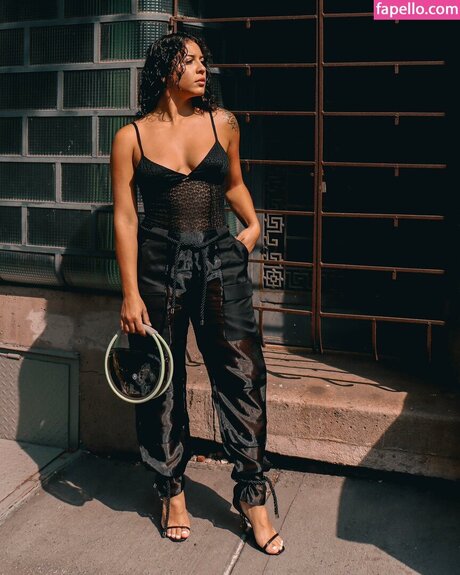 Maleni Cruz estrella porno agradable imagen