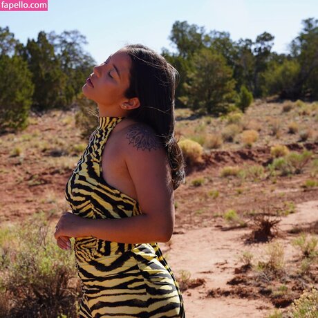 Maleni Cruz modèle gratuit img