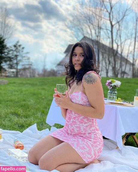 Maleni Cruz linda estrella galería