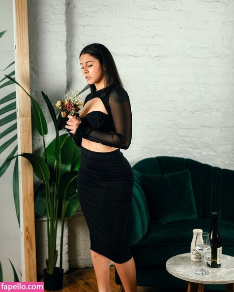 Maleni Cruz modèle de sexe photos