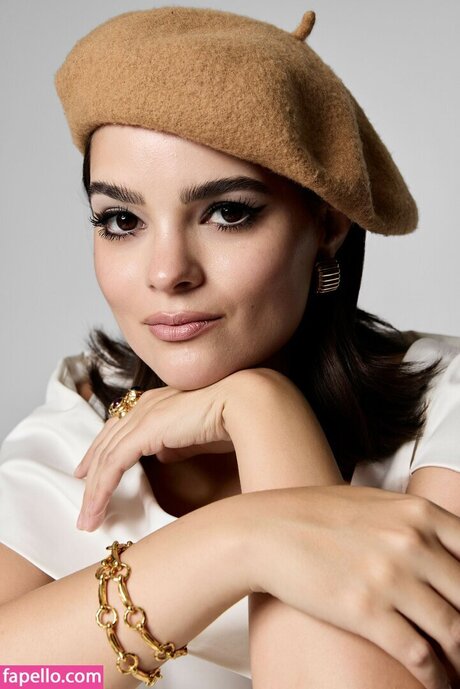 Brianna Hildebrand sexe de star du porno galerie