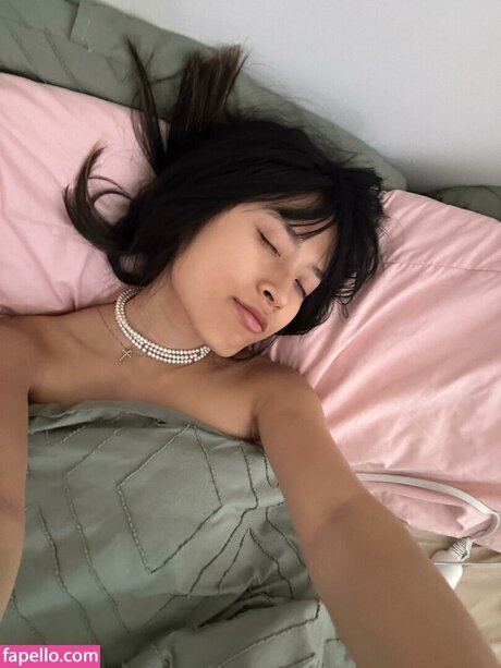 Lisa Tung nude model images