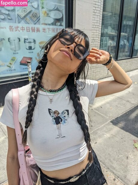 Lisa Tung pornstar sexy picture
