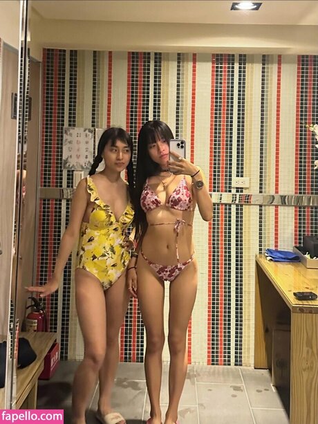 Lisa Tung erotic star pic