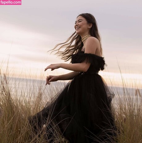 Lukita Maxwell modèle sexy images