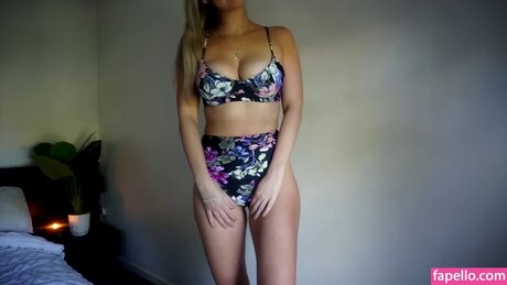 Simply Kel ASMR estrella de alta definición galerías