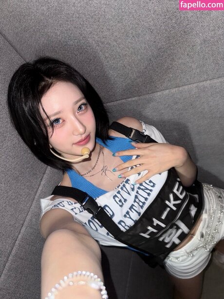 Hwiseo art pornstar pictures