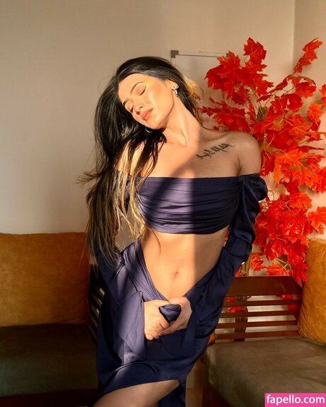 Shambhavi Singh pornstar exclusive photos