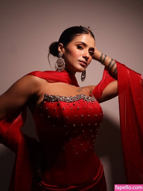 Shambhavi Singh estrella del sexo galerías