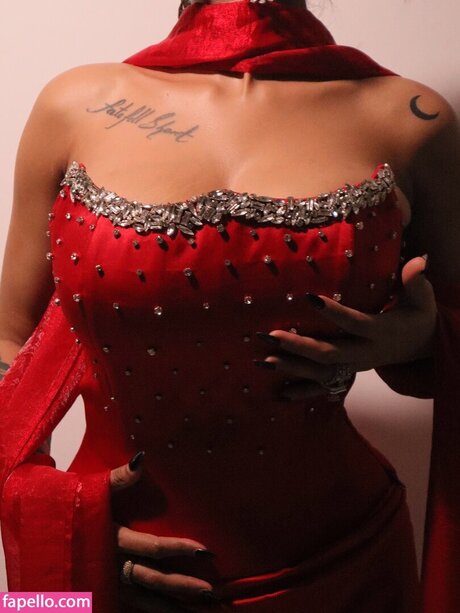 Shambhavi Singh pornstar sexy pic