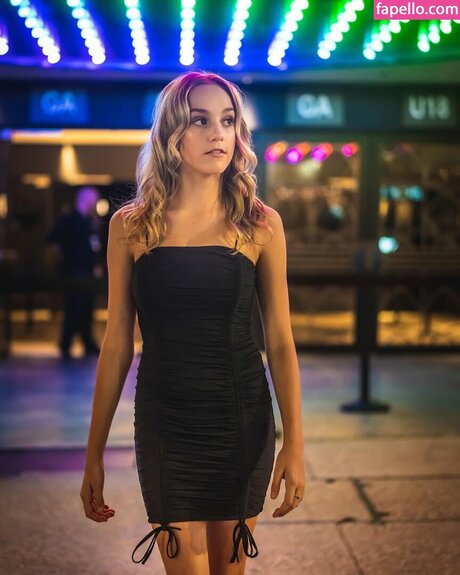 Nicola Crisa modelo gratis recopilación