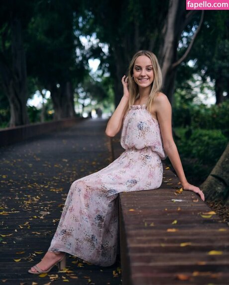 Nicola Crisa actriz porno imágenes