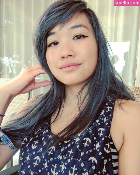 Julia Chow naked actress gallery