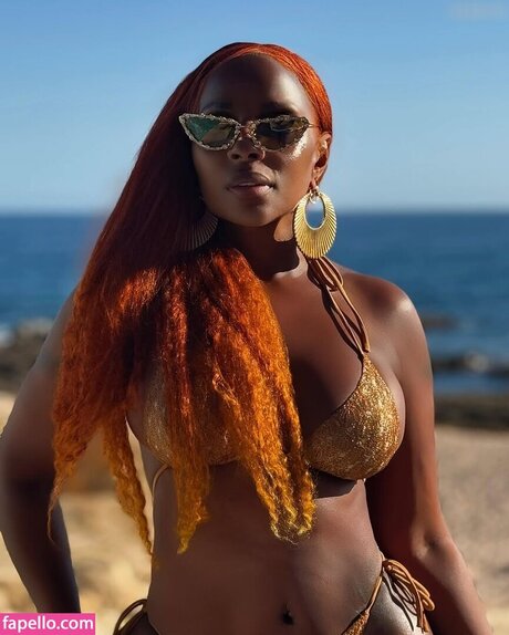 Mary J Blige modèle de sexe photos