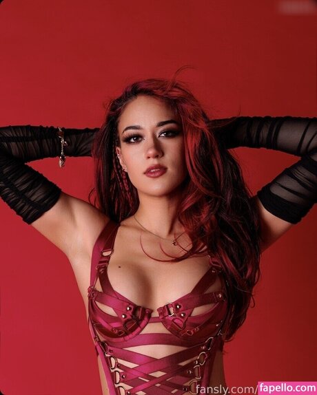 Queen Tofu bonita actriz archivo