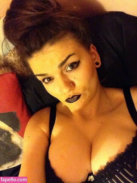 Zoe O Neill hermosa estrella fotos