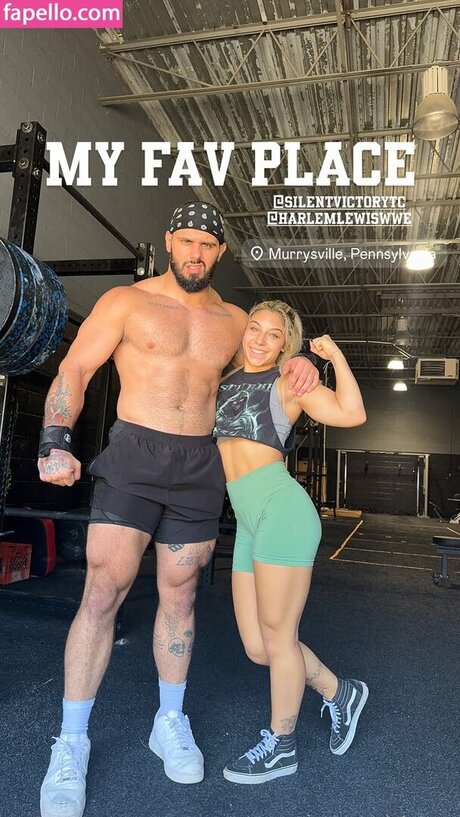 Thea Hail modelo desnudos recopilación