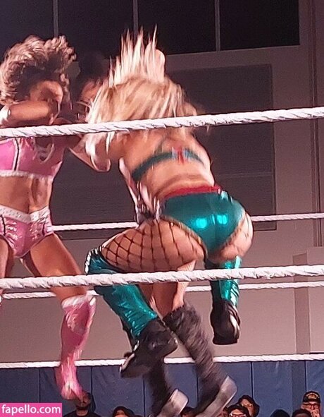 Thea Hail modèle exclusif collection