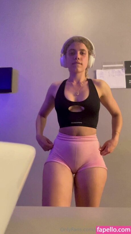 Mila Refacho modelo agradable galería