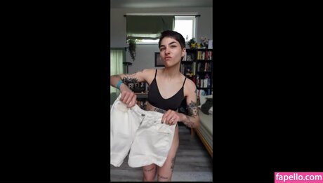 Ohkaylin desnudos de estrellas porno foto