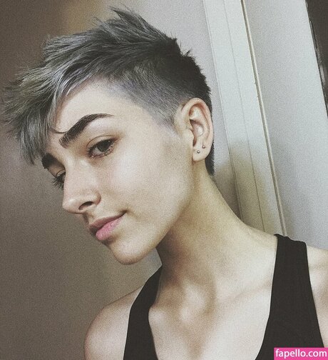 Ohkaylin actriz adulta imágenes