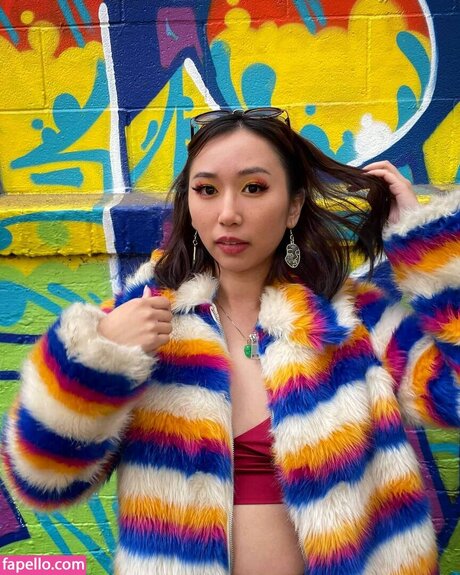 Sophia Phan model xxx pics