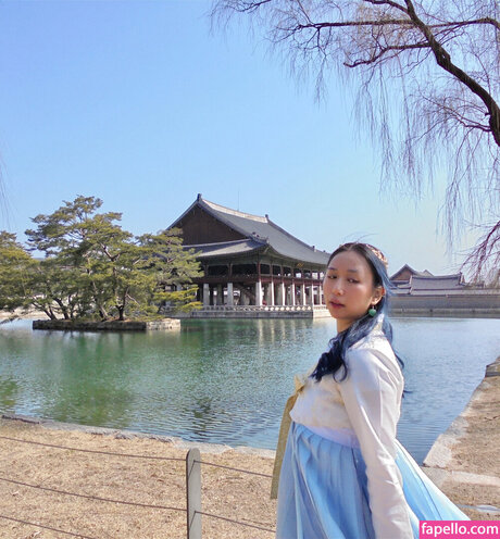 Sophia Phan hermosa actriz foto