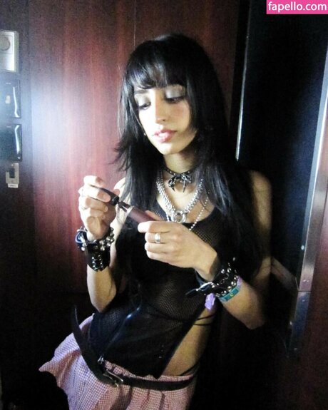 Aislinn Ritchie linda estrella imagen