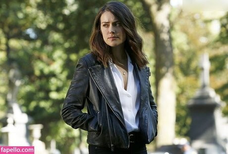 Megan Boone desnudos de estrellas imagen