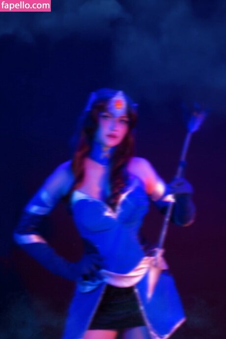 Elena Kyalviyainen étoile parfaite photo