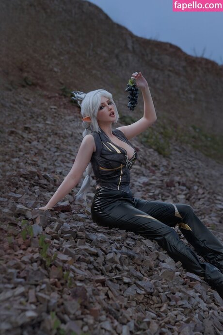 Elena Kyalviyainen modèle porno galerie