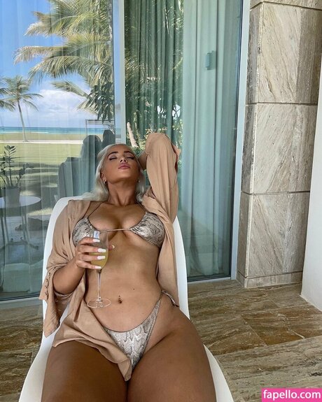 Olivia Pierson pornstar naked pics