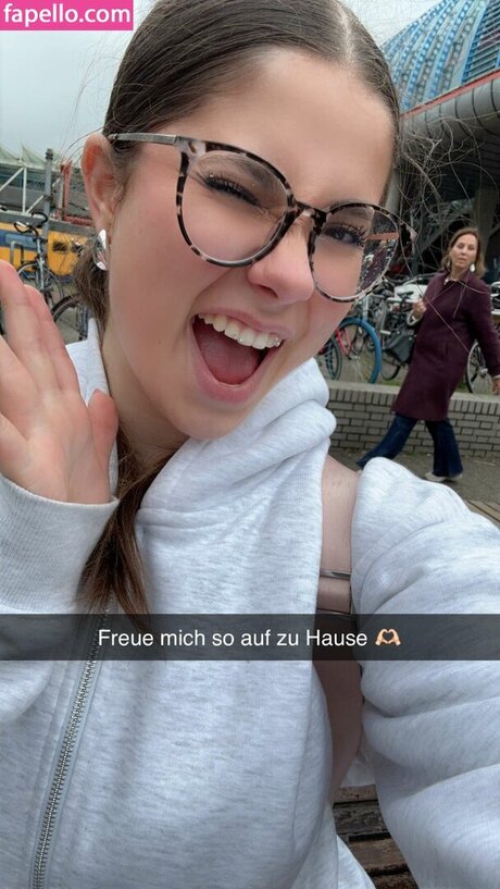 Lilousecret modèle de sexe galeries