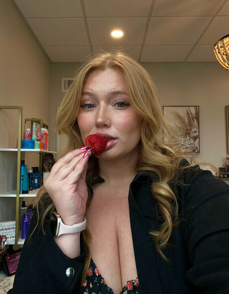 xstrawberry dreamx best actress pic