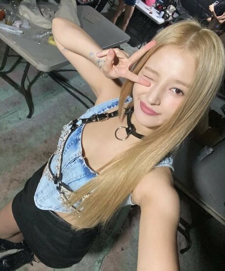 Nancy Momoland pornographic model photos