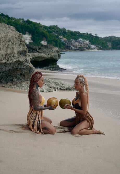 kaza masha actriz porno galerías