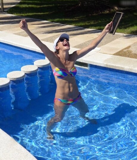 Funda Vanroy modelo desnudos imagen