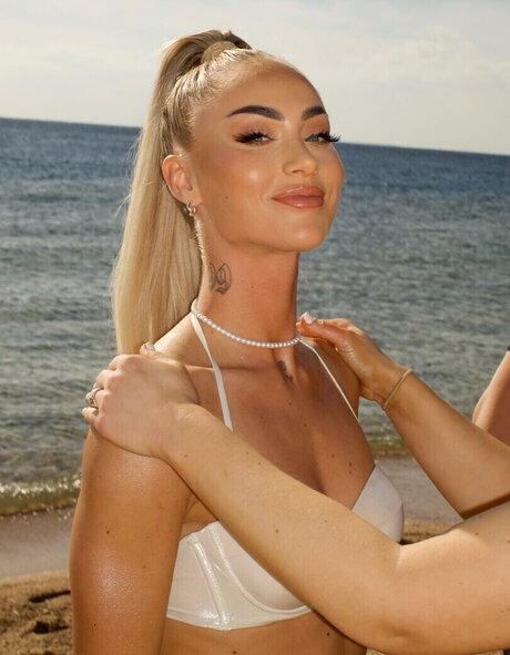 Alisha Lehmann modèle magnifique galeries