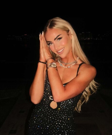 Alisha Lehmann modèle parfait img