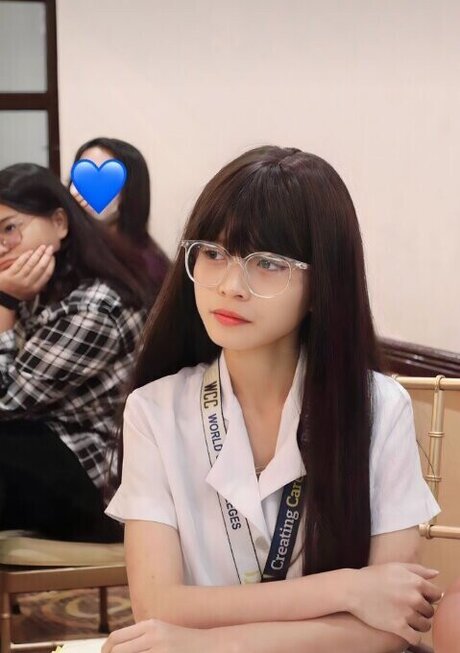 Shayri May Tagyamon bonita estrella porno recopilación