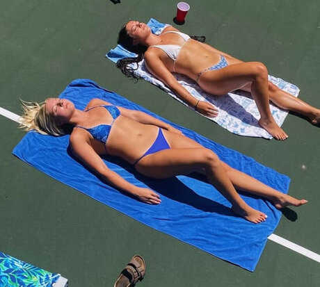 Meadow Eads modelo desnuda recopilación