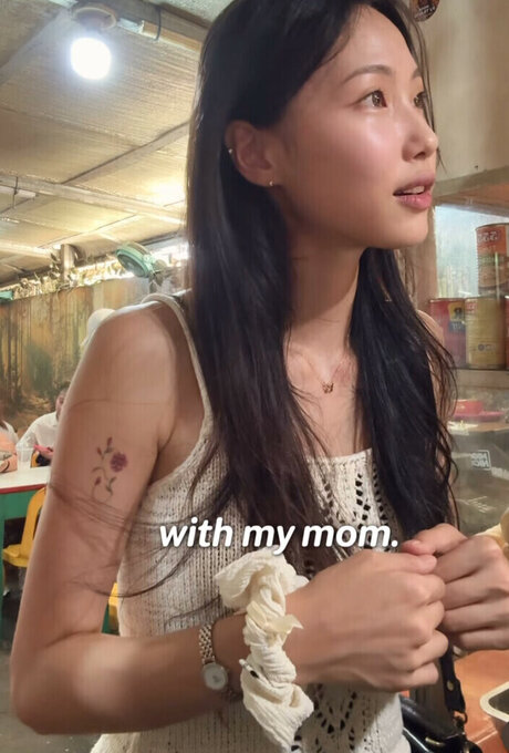 jennypetersonnn modelo caliente foto