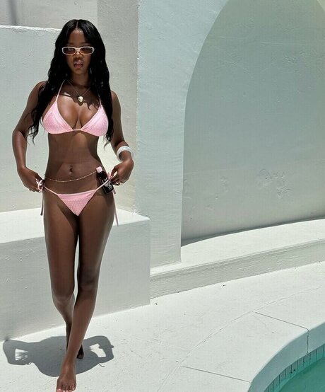 Sevahsevah buena estrella porno foto