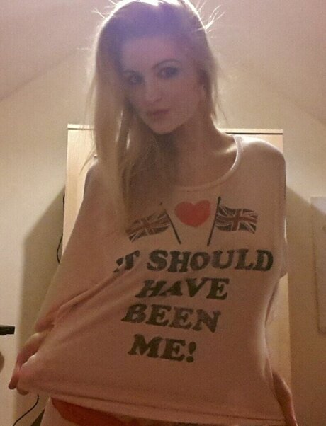 Jess Davies exclusive actress photo