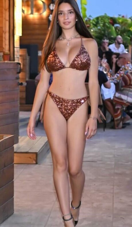 Sofia Gasparotto sexo estrella galería