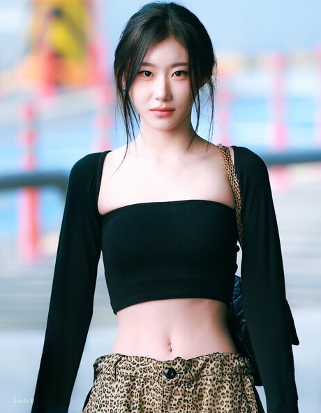 Chaeryeong estrella porno en alta definición fotos