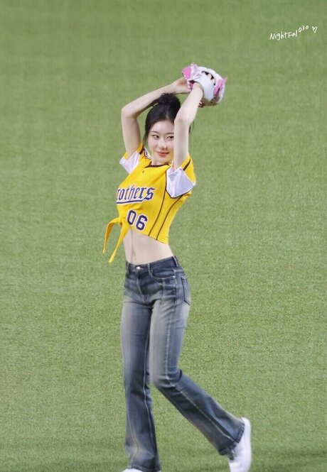 Chaeryeong estrella porno superior galería