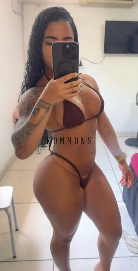 m alicees2 pornstar naked pic